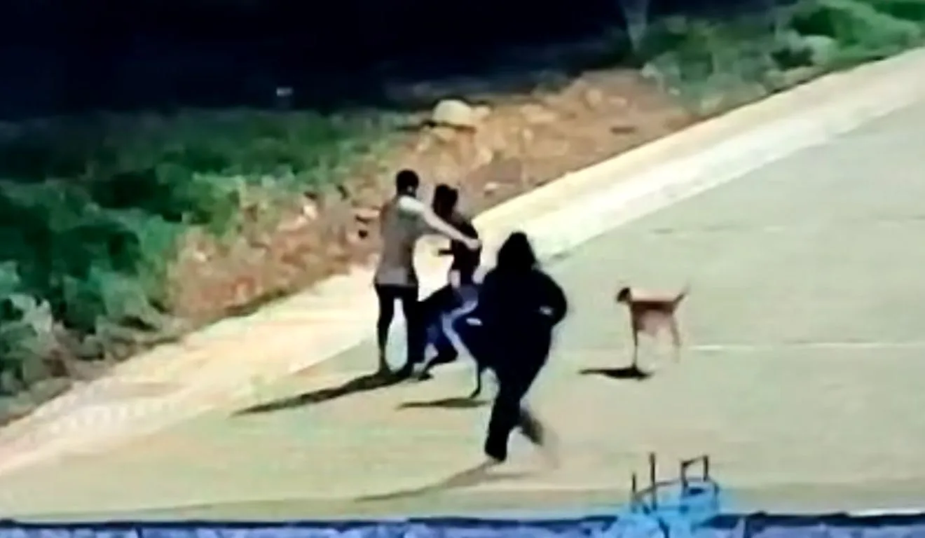 Homem sendo esfaqueado em ponta Grossa