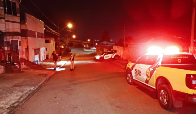 empresário é assassinado com cinto tiros na cabeça em frente de casa, em Colombo