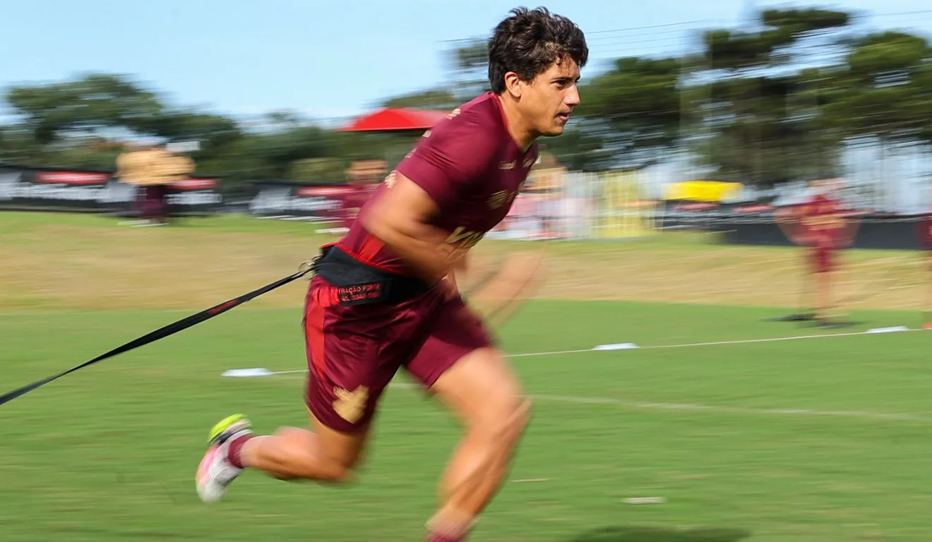 João Cruz em treinamento no Athletico nesta terça-feira (27).