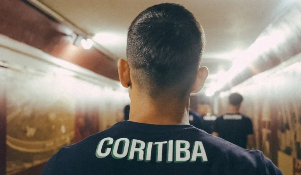 Coritiba tem 10 pontos conquistados após seis jogos, com três vitórias, um empate e duas derrotas.