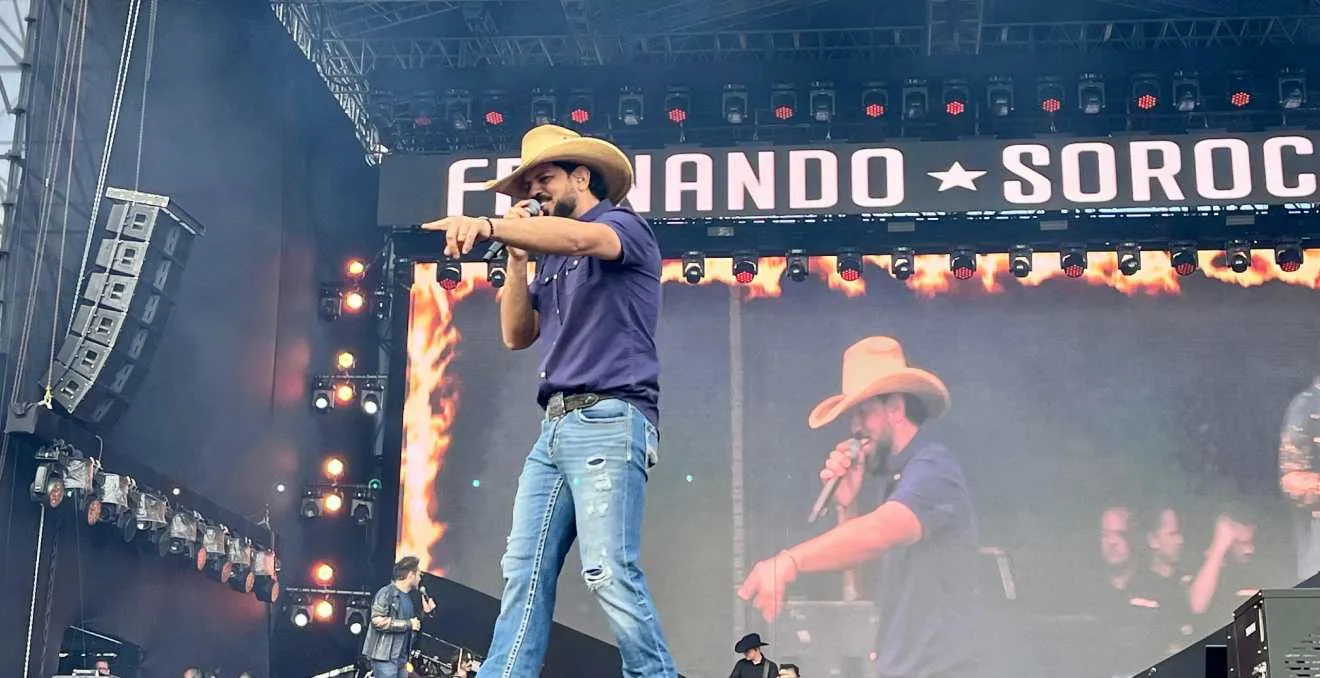Fernando no Curitiba Country Festival