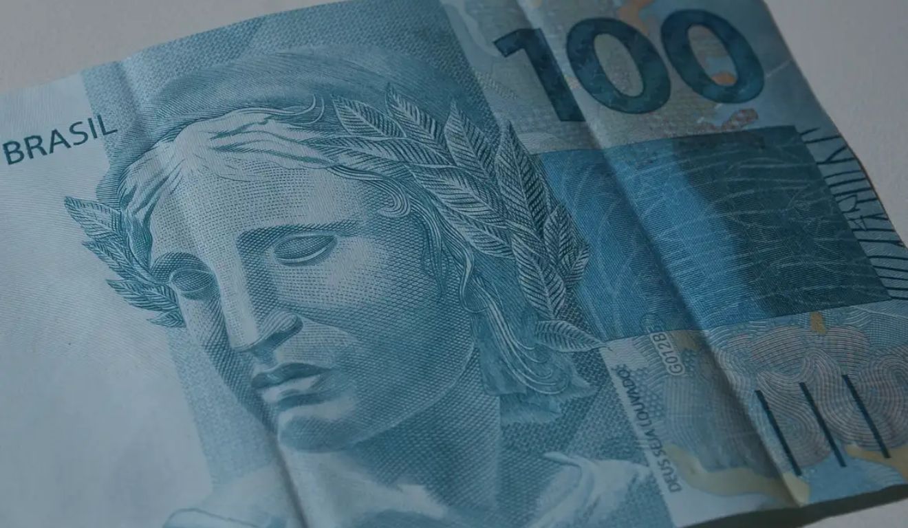 Governo aumenta alíquotas IOF