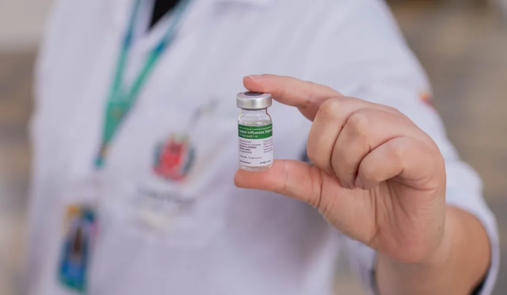 Vacinação contra gripe é ampliada em novos locais em Curitiba
