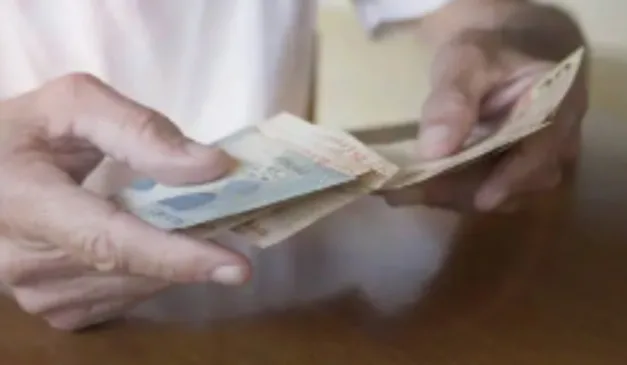 Neta é presa por roubar avô e culpar Lula por sumiço de dinheiro