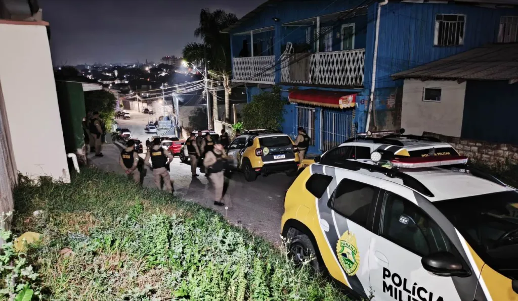 três suspeitos morrem em confrontos com a polícia no Parolin