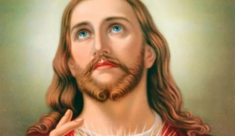 jesus com a aparência loira e de olho claro