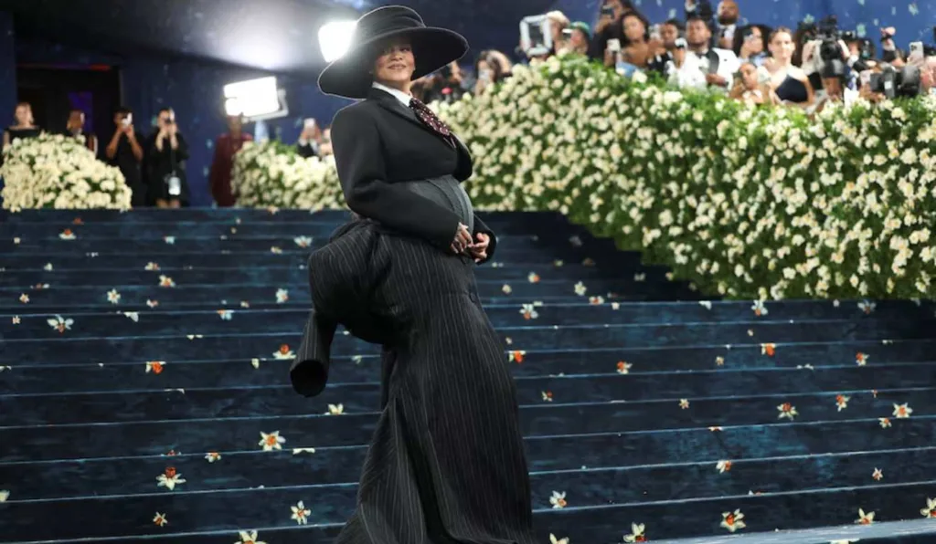 Rihanna no Met Gala.