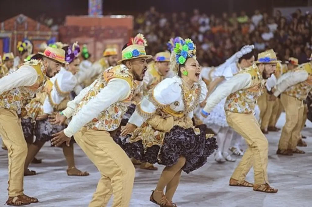 Apresentação artísitca do grupo Luar do Sertão