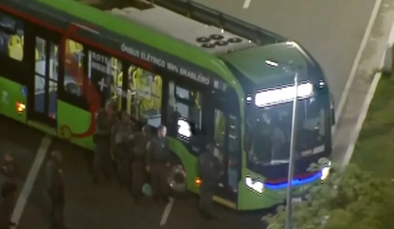 Motorista sendo feito refém