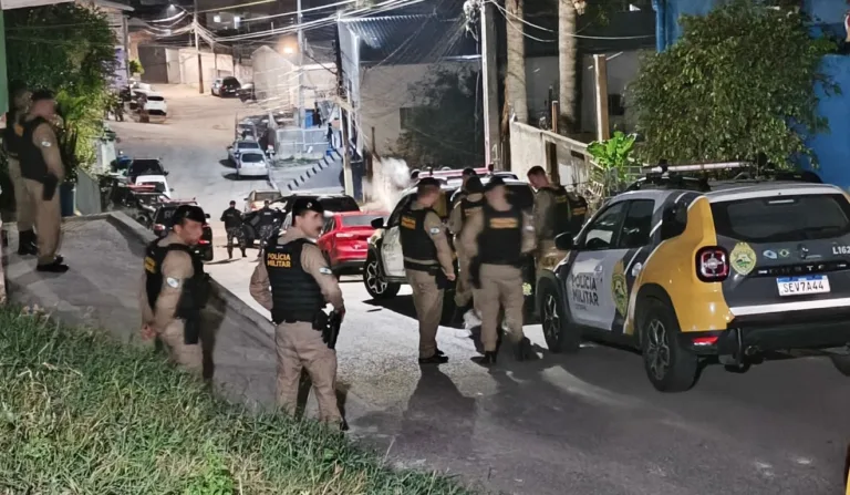 três suspeitos morrem em confrontos com a polícia no Parolin