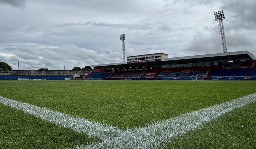 Vila Capanema, estádio do Paraná Clube