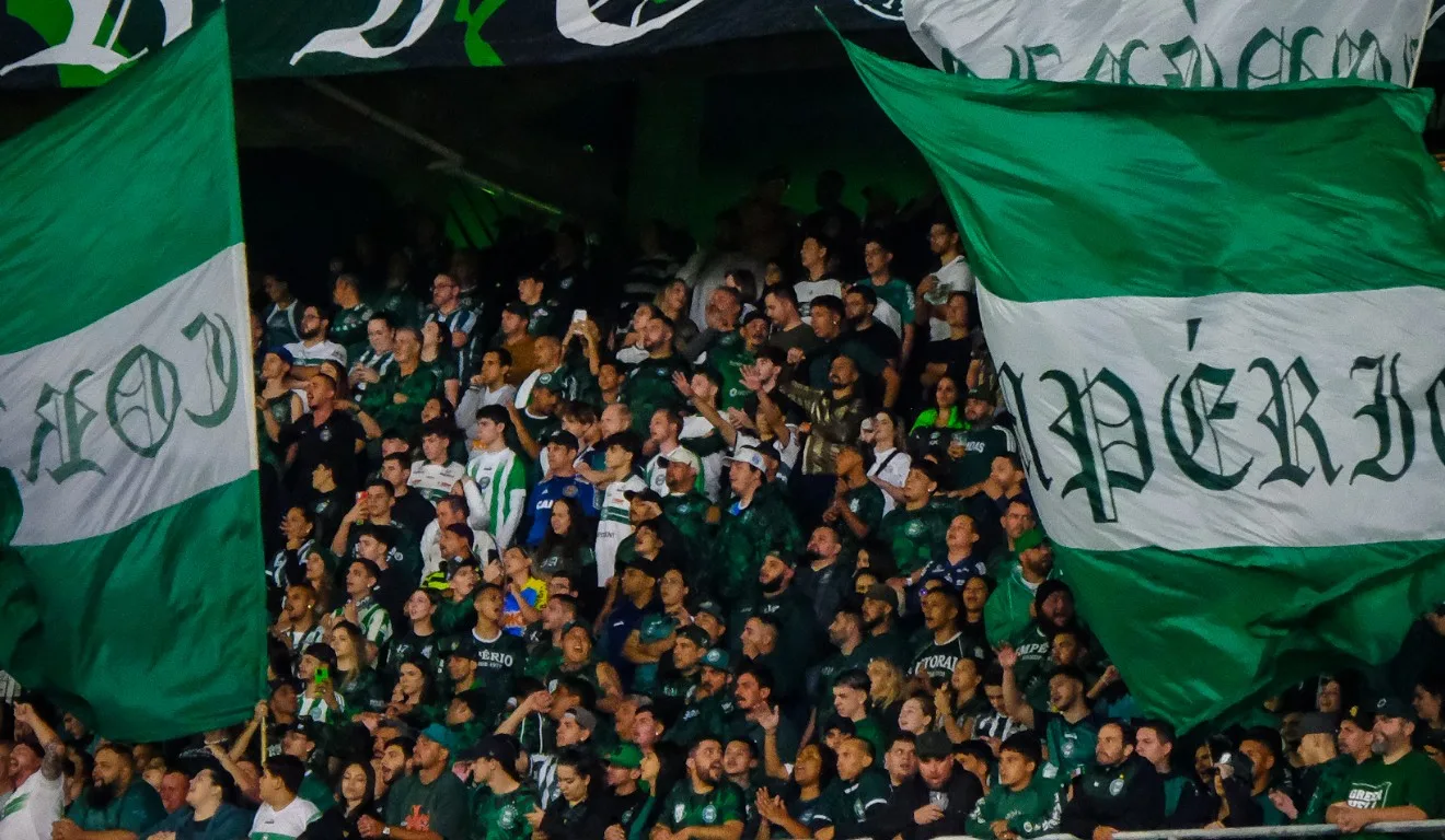 Torcida do Coritiba no Couto Pereira