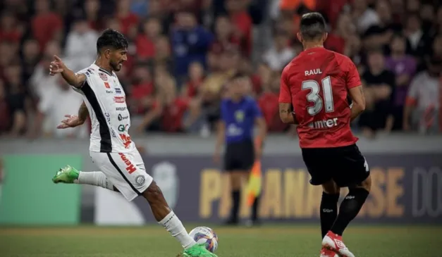 Equipes se enfrentaram pela última vez no Paranaense. (Foto: André Jonsson/OFEC)