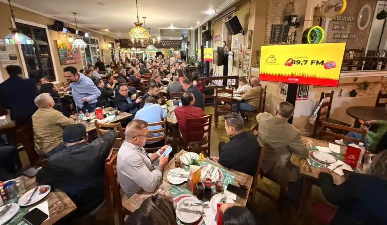 Rádio Banda B apresenta nova frequência no dail FM