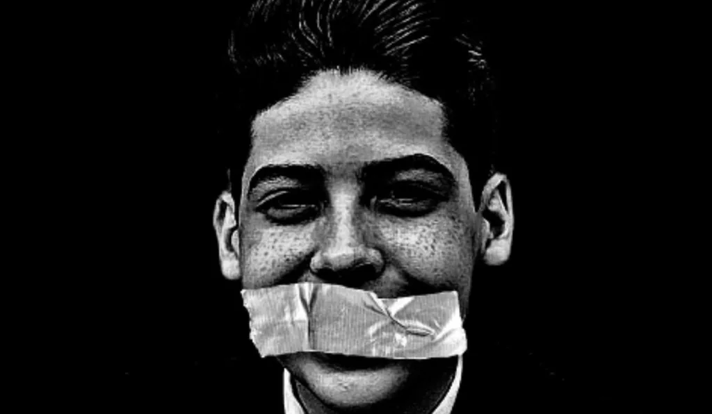 miguel oliveira amordaçado