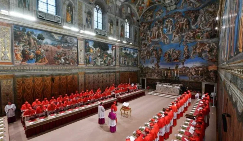 Cardeais na Capela Sistina