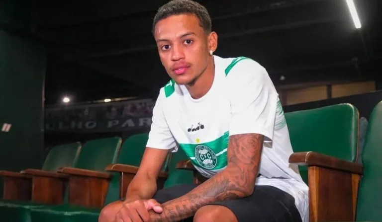 Caio Matheus, jogador do Coxa.