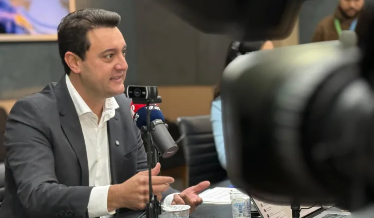 Governador do Paraná mostrou situação financeira do estado e indicou problemas nas contas do país