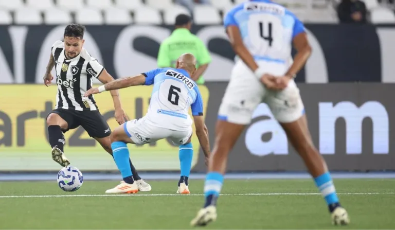 Jogo de ida ficou marcado como o dia em que Arthur marcou seu primeiro gol com a camisa do Botafogo