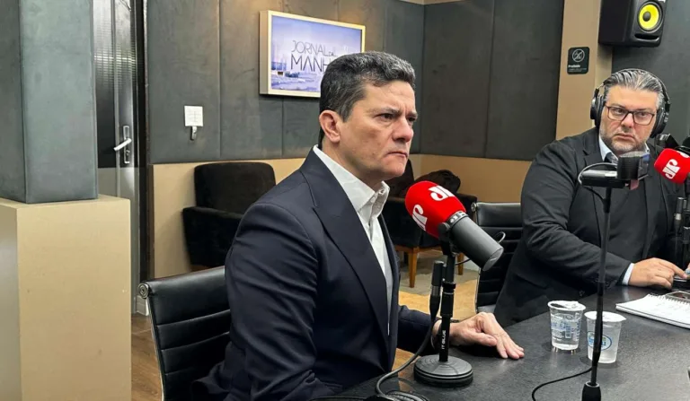 Sergio Moro concede entrevista ao programa Jornal da Manhã, da rádio Jovem Pan