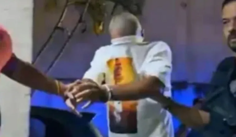 padrasto que forçou criança a comer fezes sendo preso