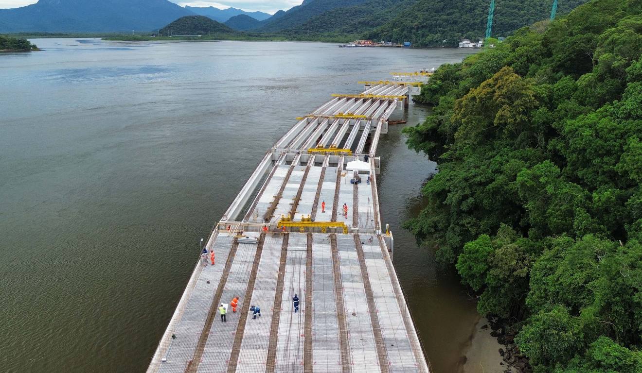 obras da Ponte de Guaratuba