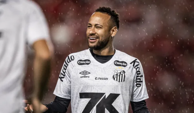 Neymar voltou a campo na última quinta-feira (22). (Foto: Raul Baretta/ Santos FC)