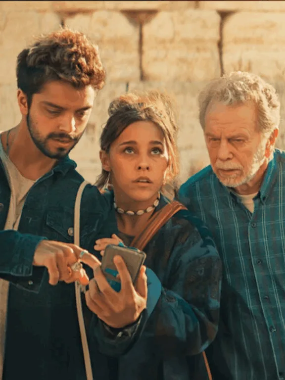 ALANA- WEB STORY CAPA (26)