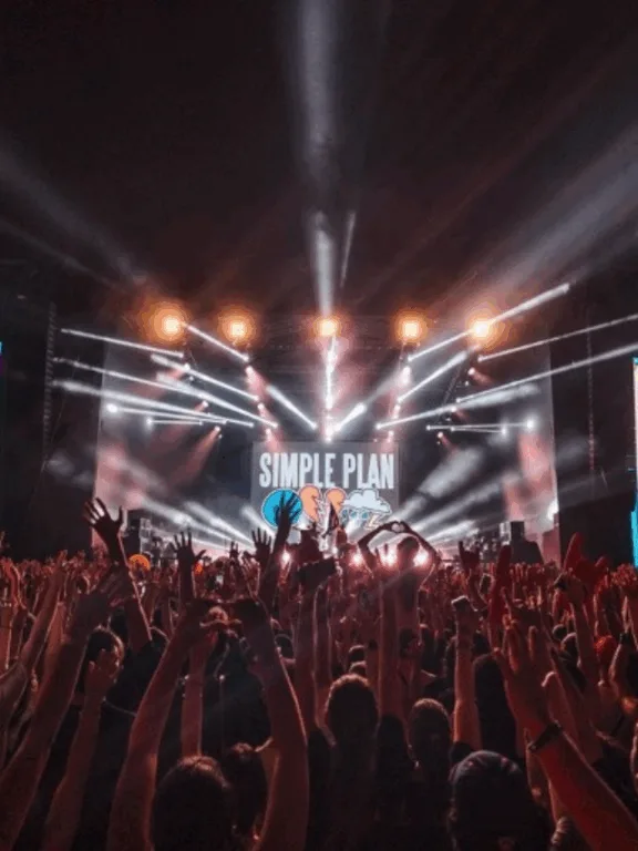 ALANA- WEB STORY CAPA (24)