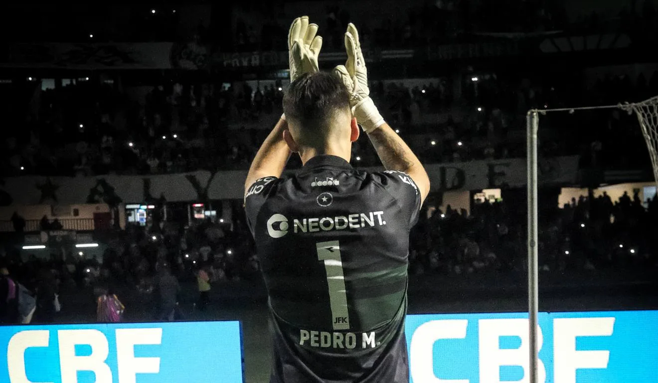 Goleiro Pedro Morisco, do Coritiba.