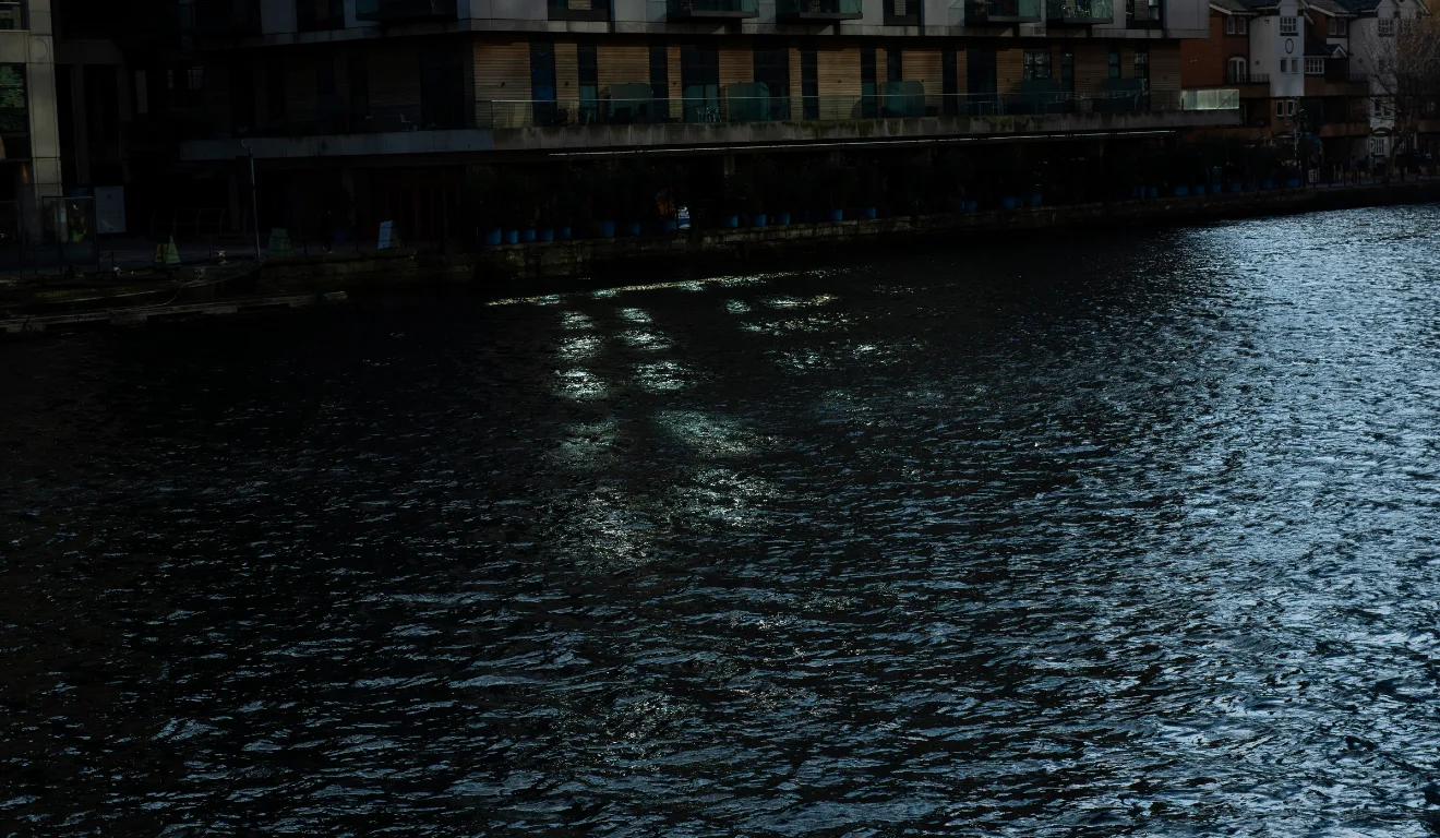 Imagem ilustrativa de água.