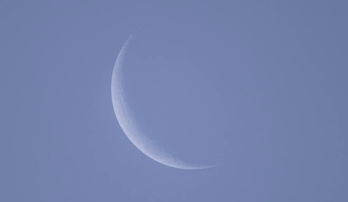 Imagem ilustrativa da lua minguante.