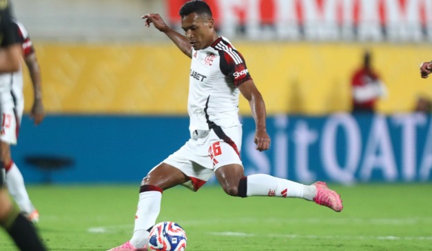 Alex Sandro tem sido um dos grandes destaques do Flamengo no ano (Foto: Gilvan de Souza/Flamengo)