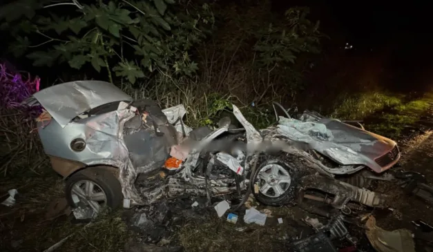 Três pessoas da mesma família morrem em acidente na PR-897, em Marialva