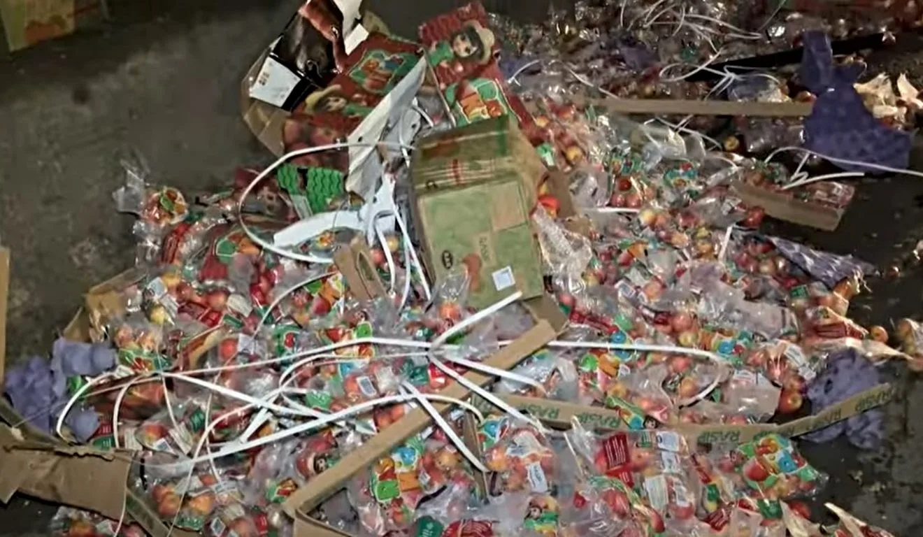 carga de maças furtada de um caminhão tombado na BR-116, em São José dos Pinhais. dois homens foram presos pelo furto