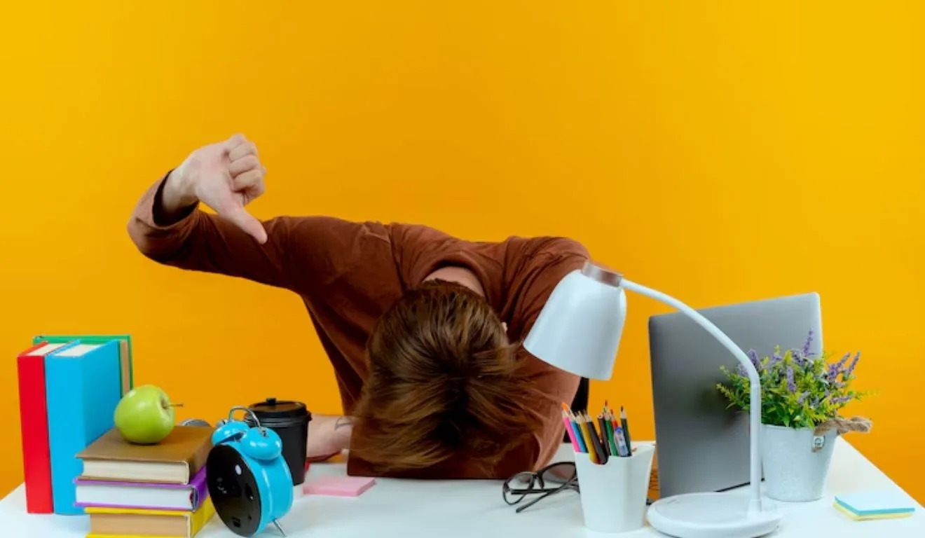 pessoa trabalhando no feriado