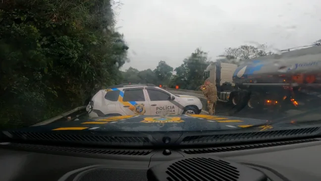 Viatura falsa causou acidente no Paraná