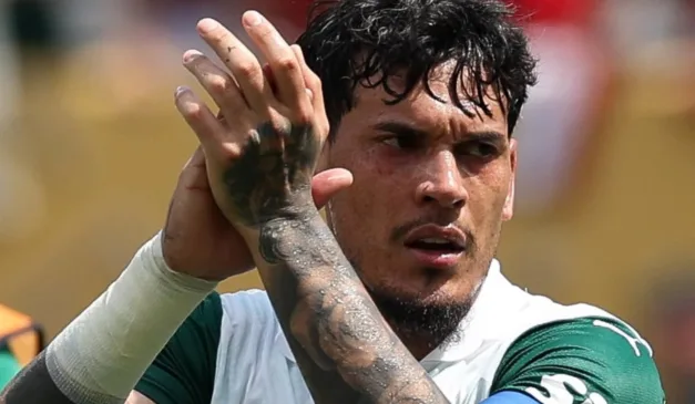 jogador palmeiras em competição do mundial de clubes