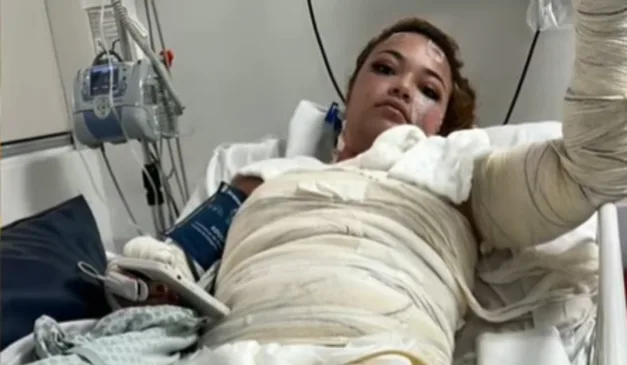 Gabriele enfaixada no hospital