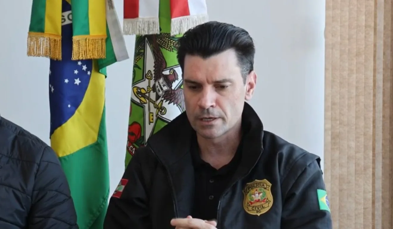 Delegado-geral fala sobre a investigação do balão que caiu em SC