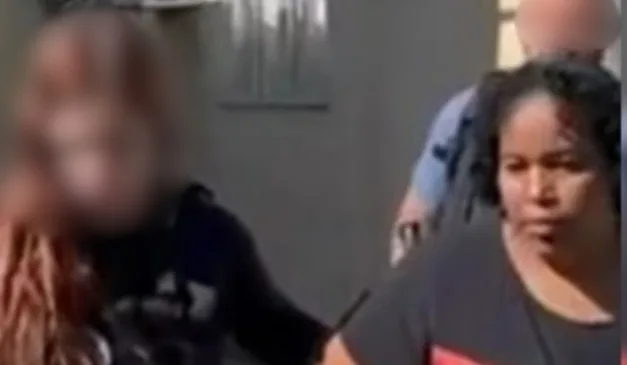 cuidadora que contratou assassino sendo presa