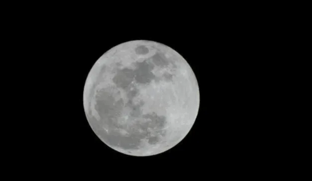 Imagem ilustrativa da lua cheia.