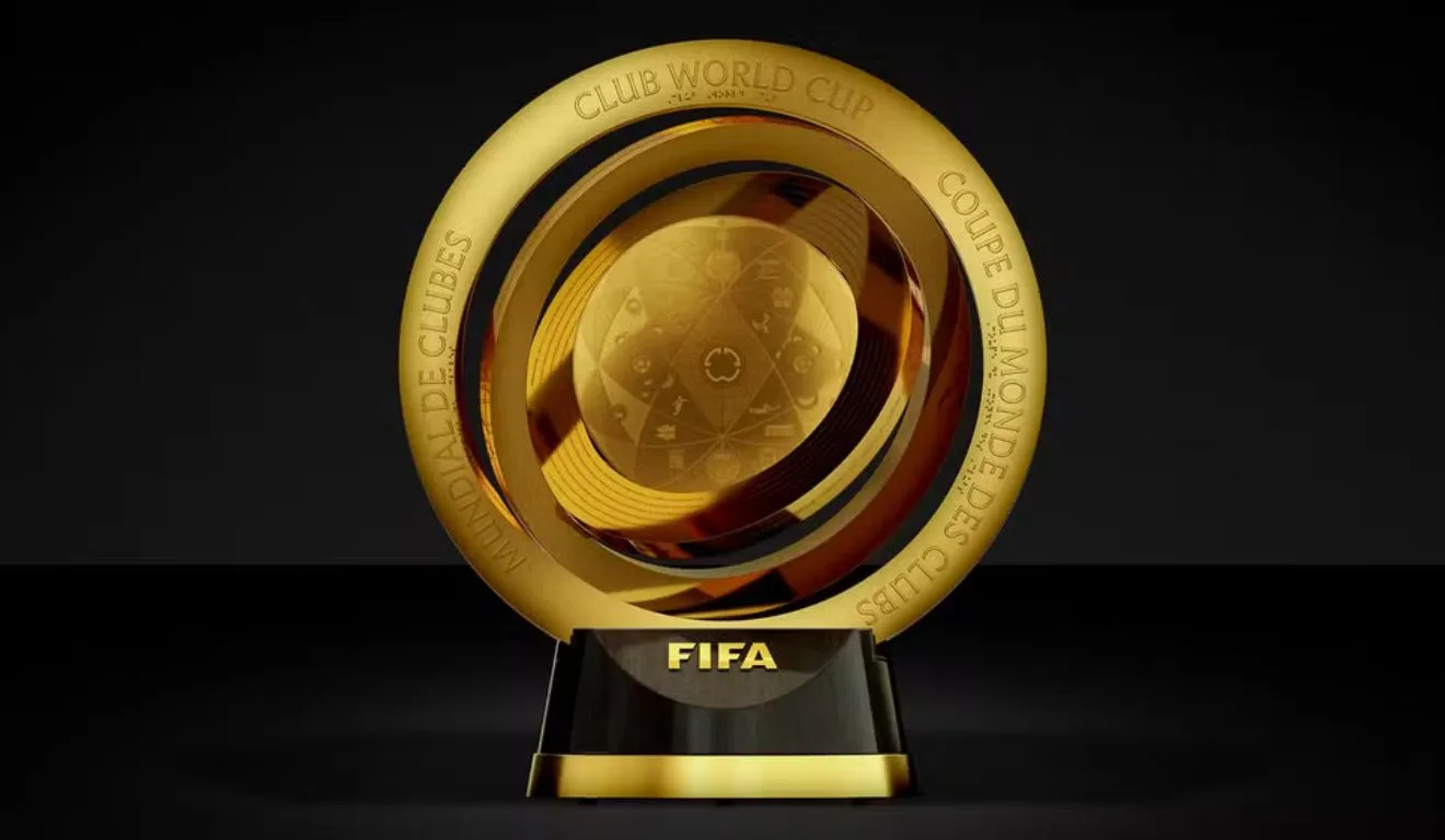 Troféu que será entregue pela FIFA ao campeão da Copa do Mundo de Clubes (Foto: Divulgação/FIFA)