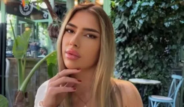 Modelo morreu ao saltar de parasailing e cair no mar após cinto abrir