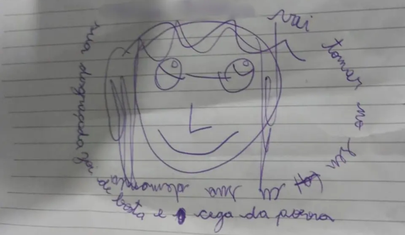 carta enviada para a jovem com xingamentos