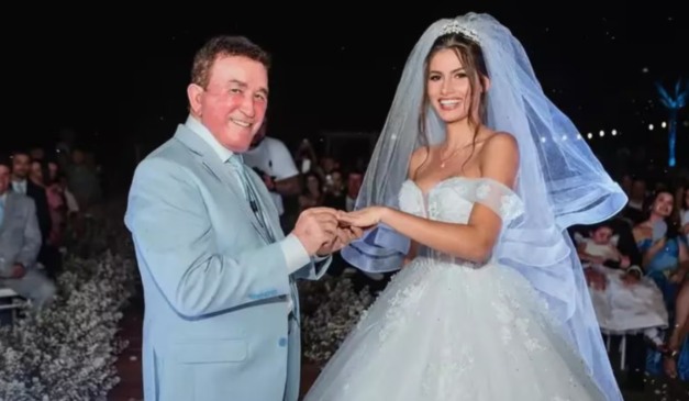 Amado Batista e Calita se casaram em março de 2025