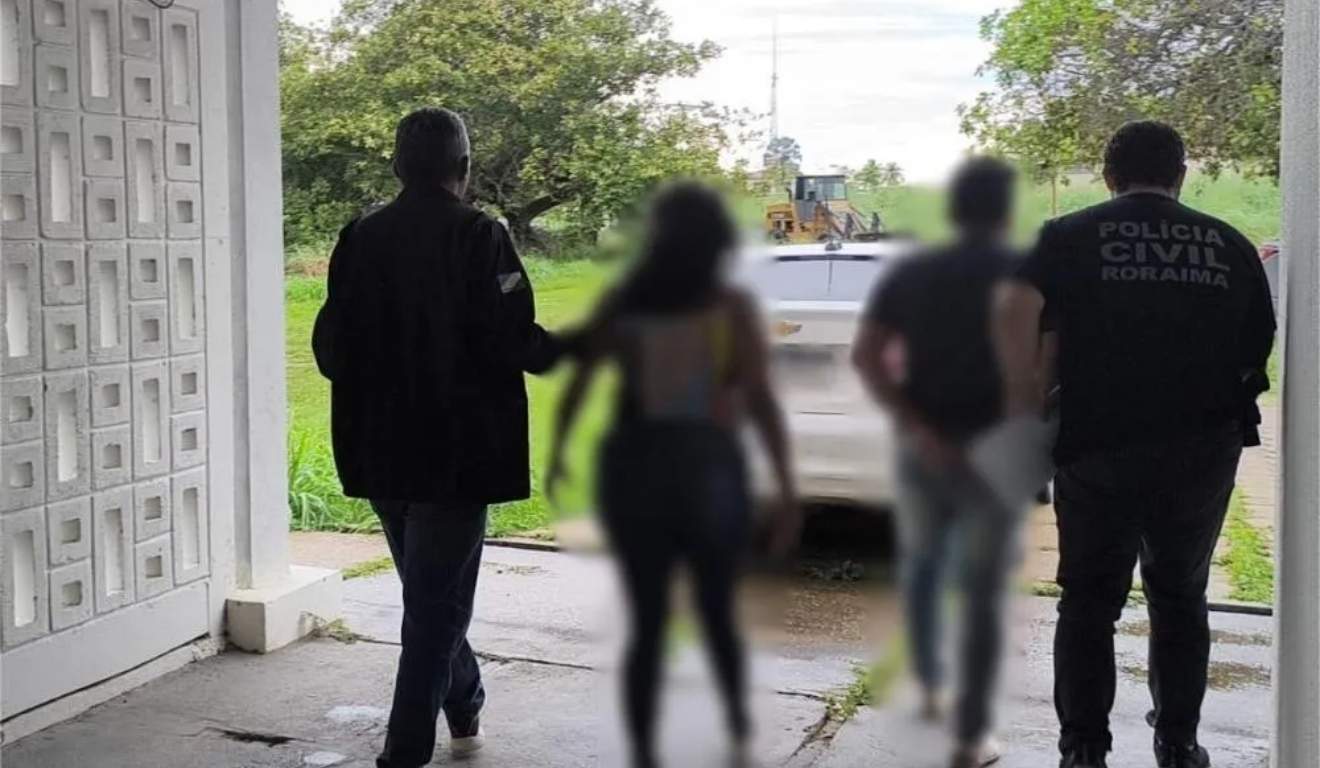 casal sendo preso após desviar merenda escolar