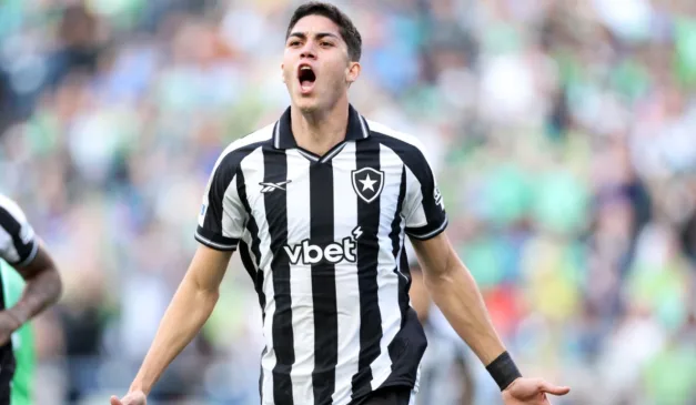 Jair comemora o primeiro gol do Botafogo na Copa do Mundo de Clubes (Foto: Vitor Silva/Botafogo)