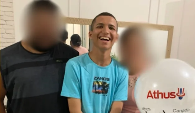 Estudante paranaense morreu afogado no Canadá um dia após completar 16 anos