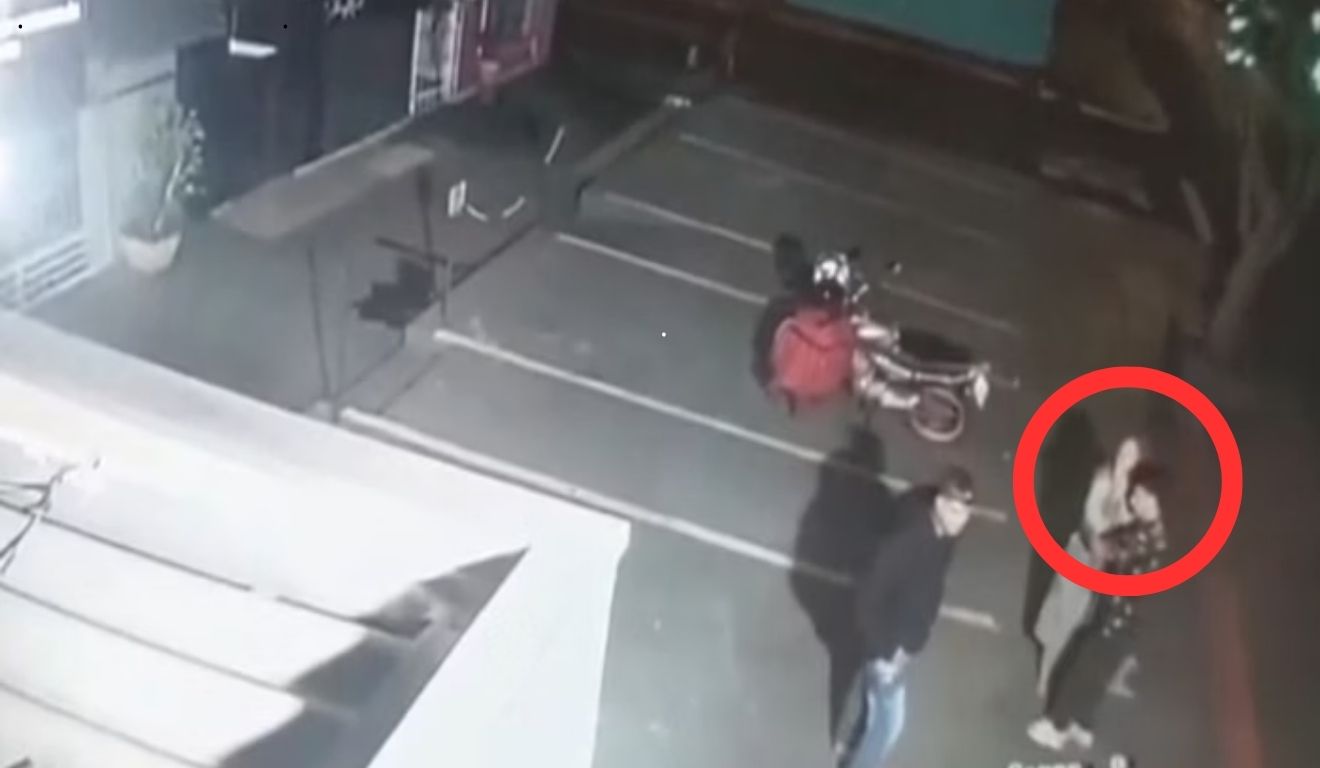 mãe pedindo ajuda após filho matar pai